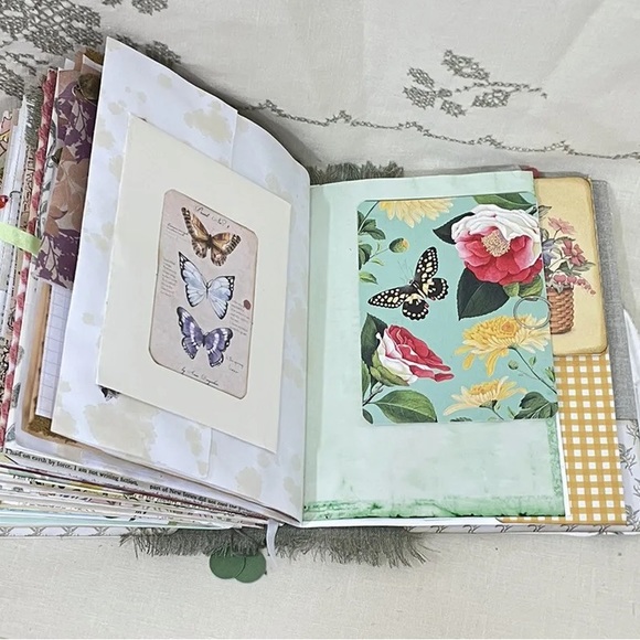 Junk journal White BOHO Garden Floral Interactive Handmade OOAK 232 Pages - Picture 3 of 11